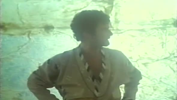 Náhled Zlodej z Bagdadu - The Thief of Baghdad (1978) CZ.avi (9)
