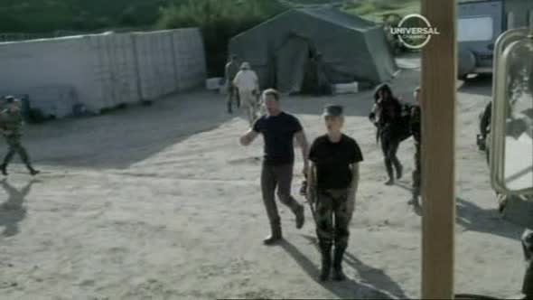 Náhled Sharknado.3.Oh.Hell.No.2015.TVRip.XviD.CZ.dabing.avi (5)