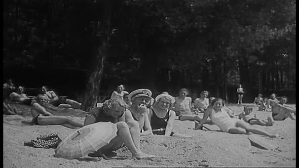 Náhled Hrdinný kapitán Korkorán (1934).avi (8)