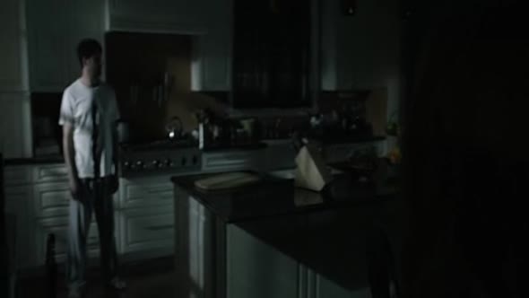Náhled Dark Skies (2013) cz.dabing.avi (6)
