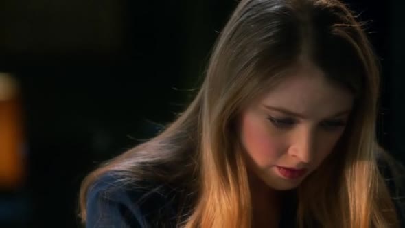 Náhled Kriminalka Las Vegas 14x15 Prodejná láska DVDRip.XviD.CZ.avi (7)