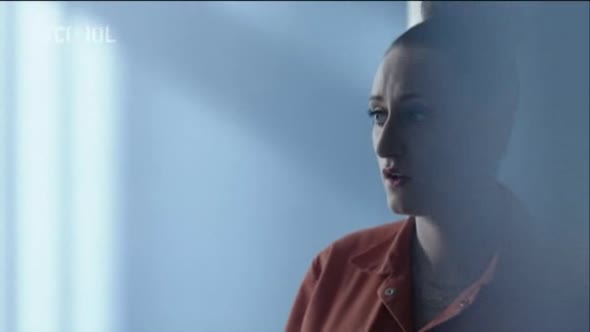 Náhled Zmetci-(Misfits)-s03e05.avi (2)