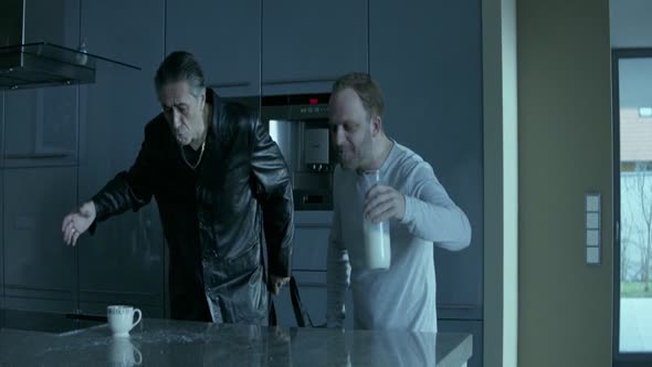 Náhled Gangster Ka 2015 (akční český film).avi (2)