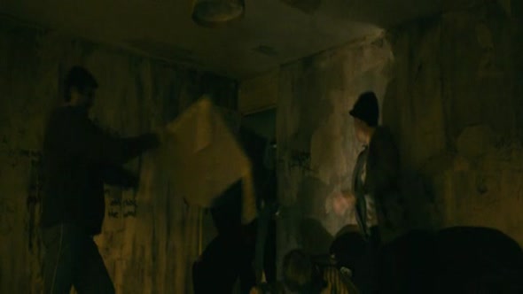 Náhled Harry-Brown-(2009)-(CZ)-(Krimi,-Drama,-Thriller).avi (10)
