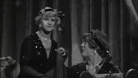 Náhled Někdo to rád horké (1959).avi (7)
