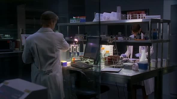 Náhled Dr. House - 3x21 - Rodina.avi (3)