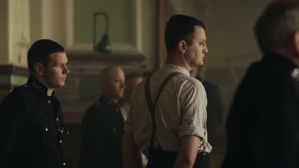 Náhled Gangy z Birminghamu S01E01 - Peaky Blinders - WEBrip CZdabing.avi (6)