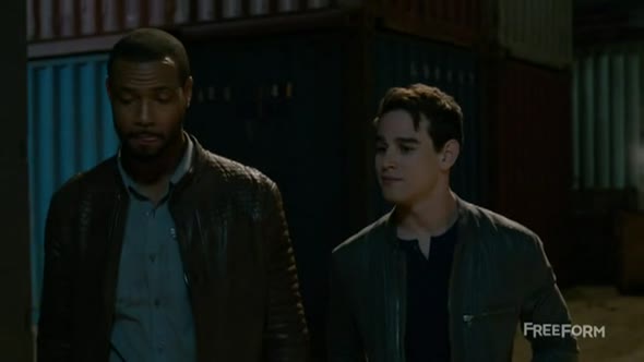 Náhled Shadowhunters S01E10 CZ titulky by Adamek.avi (4)