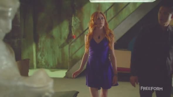 Náhled Shadowhunters S01E10 CZ titulky by Adamek.avi (10)