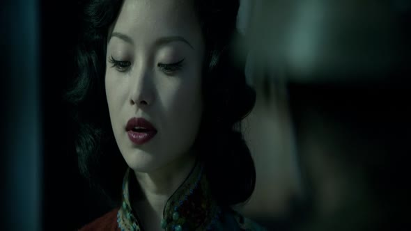 Náhled Květy-války-(Jinling-Shisan-Chai,-The-Flowers-Of-War)-(2011)-HD-720p-CZdabing.mkv (3)