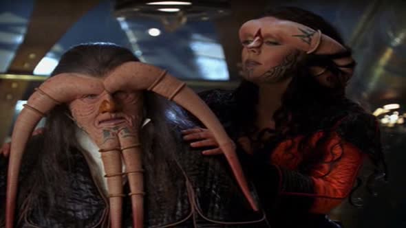 Náhled Farscape S01E03 CZ dabing.avi (1)