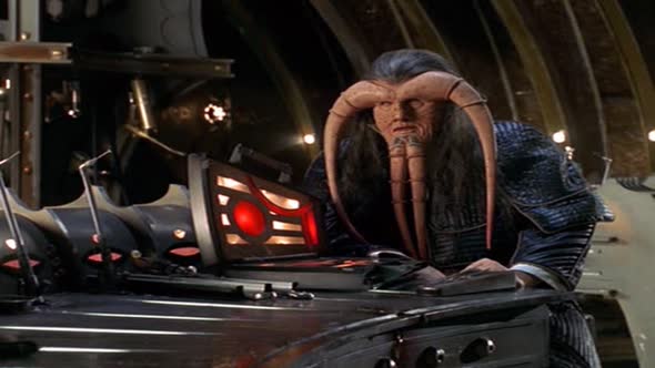 Náhled Farscape S01E03 CZ dabing.avi (8)