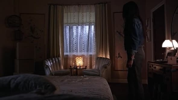 Náhled Prolhané-krásky-(Pretty-Little-Liars)-7x01-CZ-titulky.avi (10)