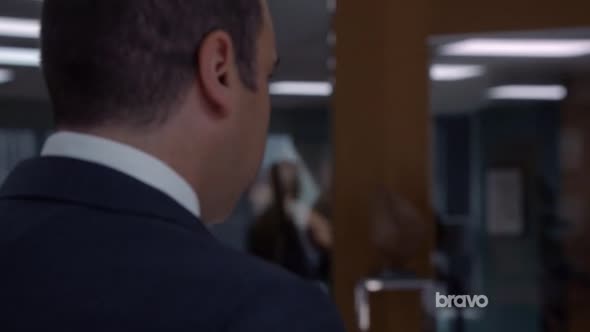 Náhled Suits.S05E12.HDTV.x264-Nicole.mp4 (7)