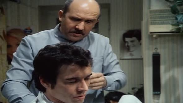 Náhled Letajici Cestmir 1.dil - Modry kamen DVDRIP CZ.avi (5)