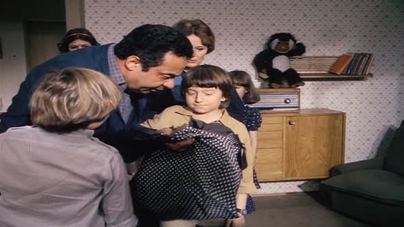 Náhled Letajici Cestmir 1.dil - Modry kamen DVDRIP CZ.avi (9)