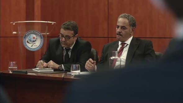 Náhled Le.Bureau.Des.Legendes.S01E04.FRENCH.WEBRip.XviD-ZT.avi (2)