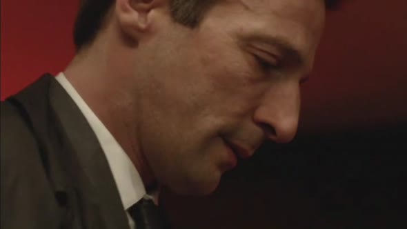 Náhled Le.Bureau.Des.Legendes.S01E04.FRENCH.WEBRip.XviD-ZT.avi (9)