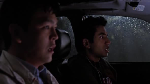 Náhled Zahulíme, uvidíme 2004 - Harold & Kumar Go to White Castle 2004 cz dabing (komedie, dobrodružný).avi (4)