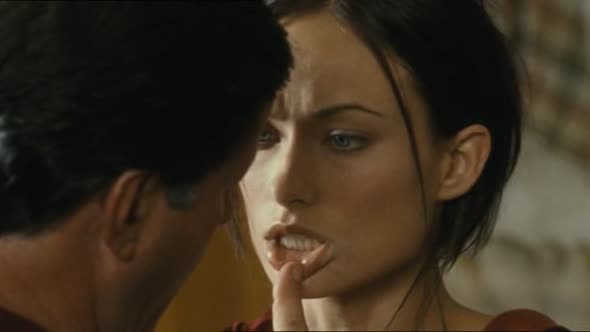 Náhled Bobby-Z-DVDRip-CZ-(DD-5,1).avi (6)