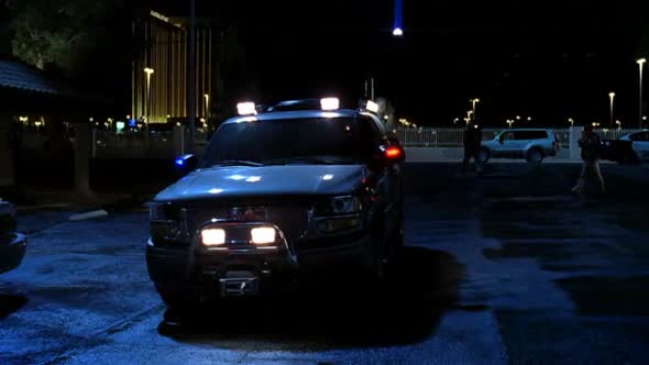 Náhled Kriminalka Las Vegas 05x24.Grave.Danger.Part.I DVDRIP CZ.avi (1)