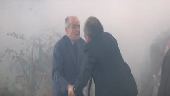 Náhled Jeden hot a druhý čehý CZDAB.avi (1)