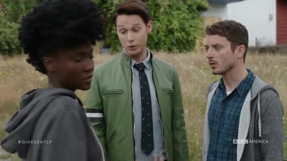 Náhled Dirk.Gentlys.Holistic.Detective.Agency.S01E03.HDTV.x264-Nicole.mkv (2)