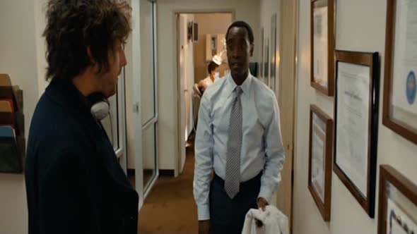 Náhled Volani-o-Pomoc-2007-DVDrip-CZ-dabing-Adam-Sandler.avi (5)