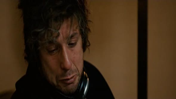 Náhled Volani-o-Pomoc-2007-DVDrip-CZ-dabing-Adam-Sandler.avi (8)