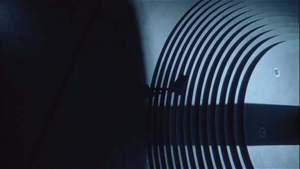 Náhled Equilibrium (2002).avi (2)