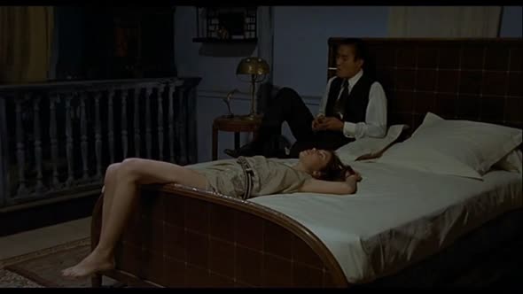 Náhled Milenec (1992) CZ dabing Drama Romantický Životopisný Erotický.avi (8)