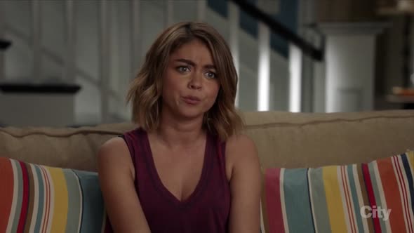 Náhled Modern.Family.S08E02.HDTV.x264-KILLERS.mkv (9)