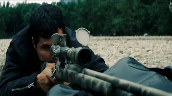 Náhled ostrelovac-shooter-2007-cesky-dabing-cz-avi-filmy-akcni-thriller-drama-krimi-avi-cz.avi (8)