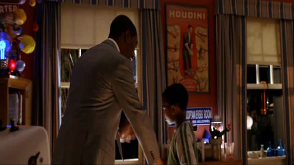 Náhled Eddie-Murphy--Strasidelny-dum-cz-2003-komedie....avi (1)