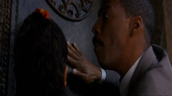Náhled Eddie-Murphy--Strasidelny-dum-cz-2003-komedie....avi (8)