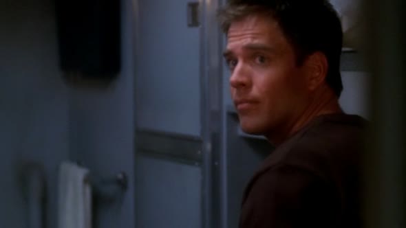 Náhled NCIS 02x08 DVDrip.CZ.avi (5)