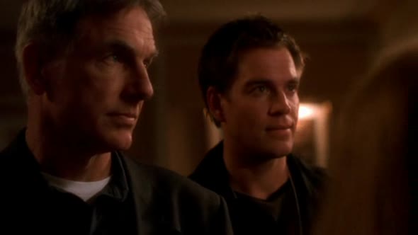 Náhled NCIS 02x08 DVDrip.CZ.avi (8)