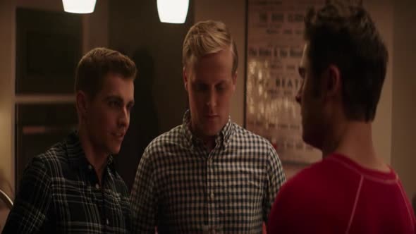 Náhled Neighbors.2.Sorority.Rising.2016.BRRip.XviD.AC3.CZ-WeeR.avi (2)