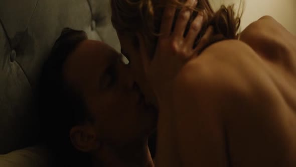 Náhled Probuzena.posedlost.2015.BDRip.480p.XVID.CZ.avi (5)