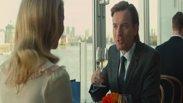 Náhled MORTDECAI GRANDIÓZNÍ PŘÍPAD 2015 CZ dabing.avi (3)