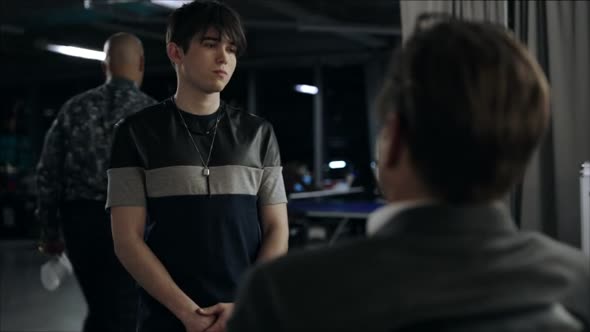 Náhled Bull.S01E01.HDTV.x264-LOL.mkv (5)