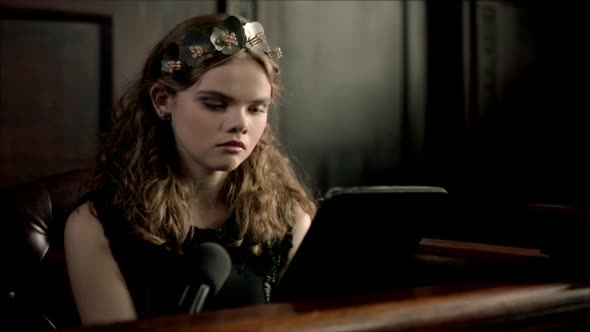 Náhled Bull.S01E01.HDTV.x264-LOL.mkv (7)