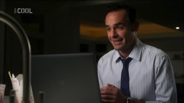 Náhled Skladsiste 13 - Warehouse 13 ( serial 2009 ) CZ S02E13 - Tajny Santa.avi (1)