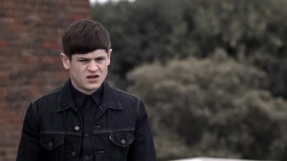Náhled Zmetci-(Misfits)-s01e03.avi (4)