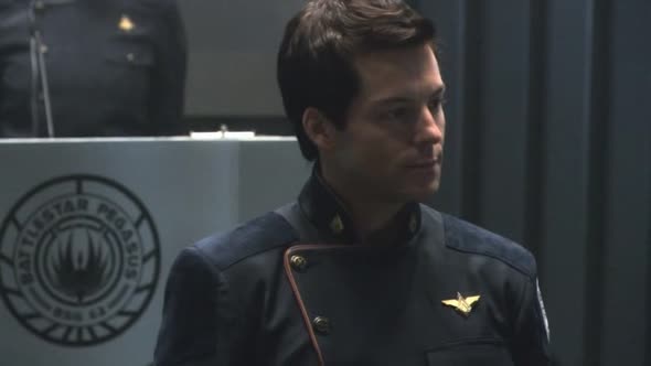 Náhled Battlestar Galactica CZ - 02x19 - Lay Down Your Burdens, Part I.avi (2)