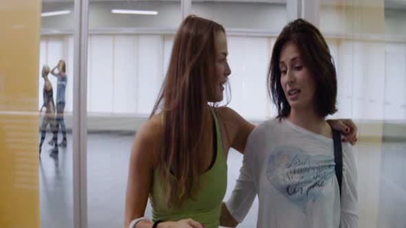 Náhled Decibely.Lasky.2016.DVDRip.Cz.avi (1)