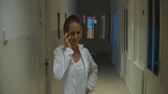 Náhled Decibely.Lasky.2016.DVDRip.Cz.avi (4)