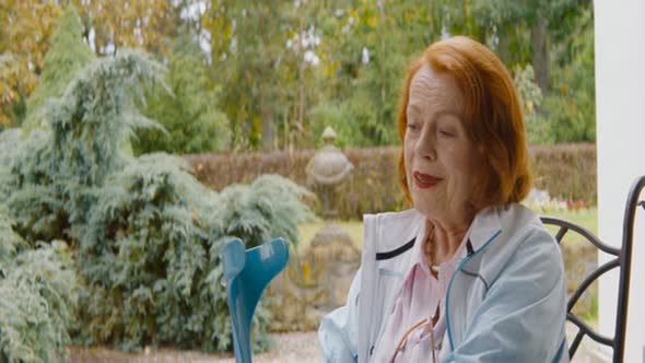 Náhled Decibely.Lasky.2016.DVDRip.Cz.avi (5)