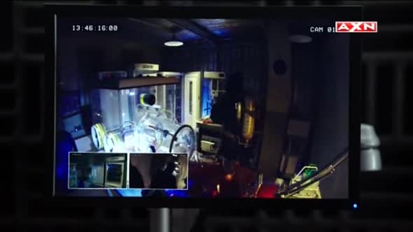 Náhled Jak proste - Elementary S02E20 CZ dabing - No Lack of Void.avi (3)