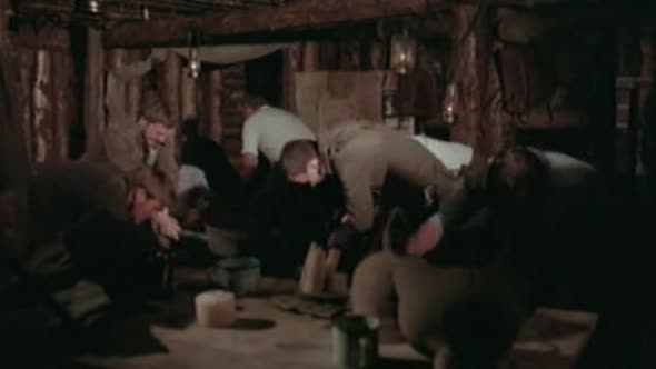 Náhled Na-zapadni-fronte-klid-1979-CZ.avi (4)
